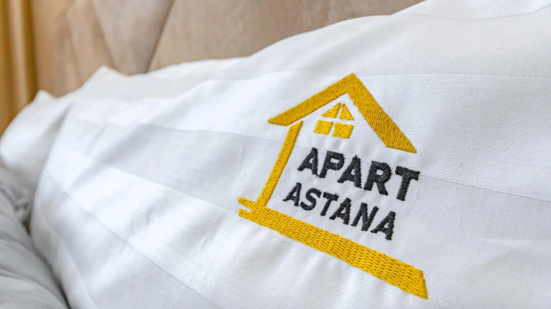 Apart Astana, Жк Сыганак, Д 32 Рядом С Хан-Шатыром 0*, Nur-Sultan (Astana)
